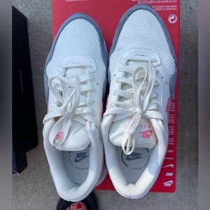 Nike Women's Cream, Gray & pink Sneakers